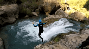 Ventano del diablo: Mikel salta